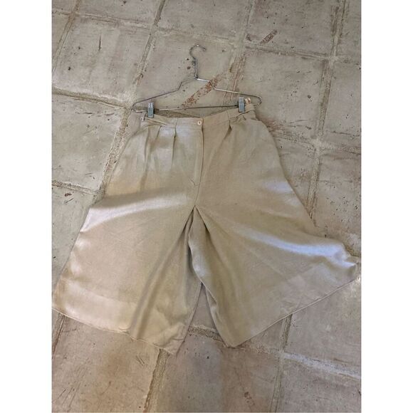 Vintage Matthews linen ladies shorts - Picture 4 of 7
